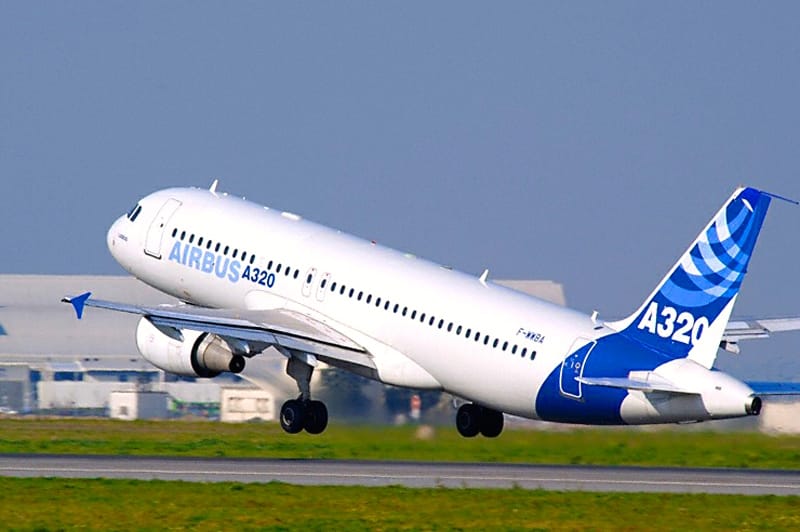 Airbus A320 vol de groupe au décollage