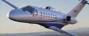 PIAGGIO AVANTI P 180: Наем на частен самолет 