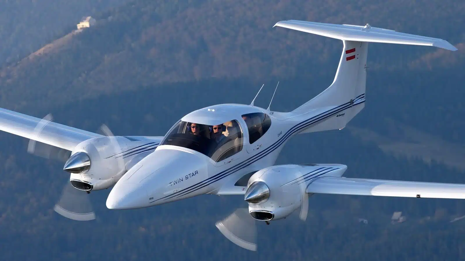 diamond da42 twinstar location jet prive