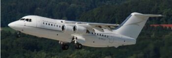 location jet privé: METRO III en vol, ciel partiellement nuageux.