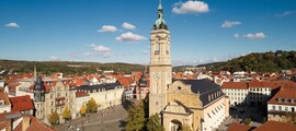 Burg Feuerstein: частен самолет под наем 