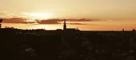 Йонкопинг : наем на частен самолет