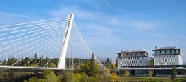 Nikšić : частен самолет под наем