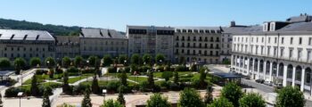 Place Francheville remplie de jardins, Périgueux